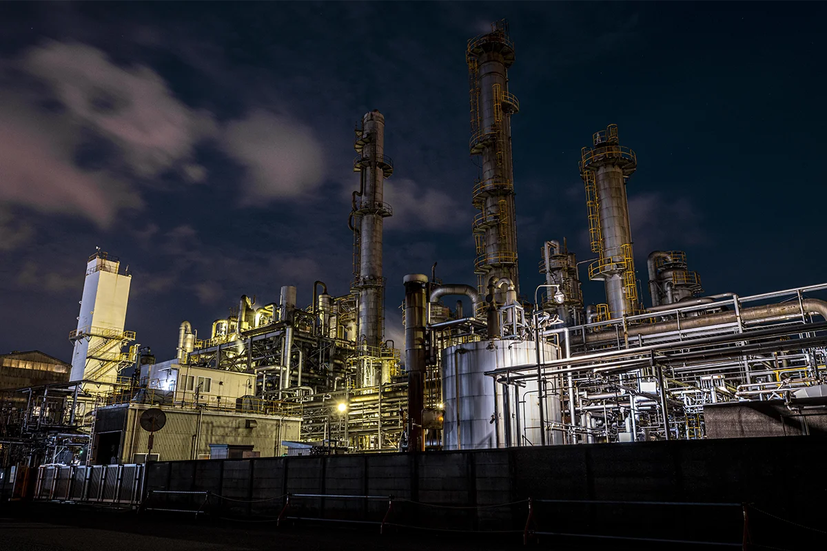 autogeradora_site_area_de_atuacao_petroquimicas_e_refinarias_1200x800px